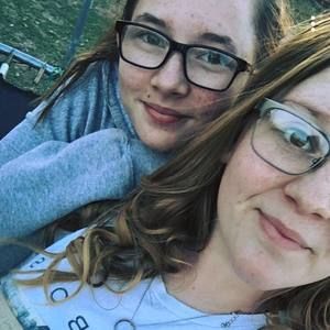 Meet your Posher, Jade